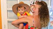 Debby Lagranha comemora o sexto mês do filho: ''Você é muito especial'' - Reprodução/Instagram