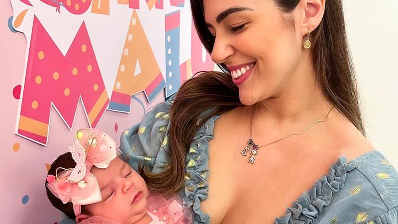 Vivian Amorim recria foto com a filha, Malu, e faz desabafo sobre maternidade - Reprodução/Instagram