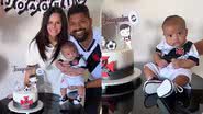 Com festa temática, Viviane Araújo e Guilherme Militão celebram o segundo mês do filho - Reprodução/Instagram
