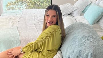 Ingrid Guimarães posa na cama - Reprodução/Instagram