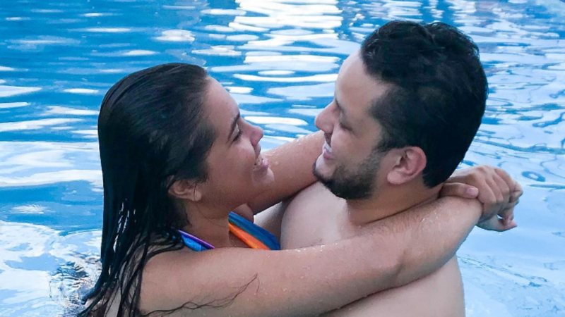 Luana Ramos, viúva do cantor Maurílio, diz que tinham dificuldades de pagar as contas - Foto: Reprodução / Instagram
