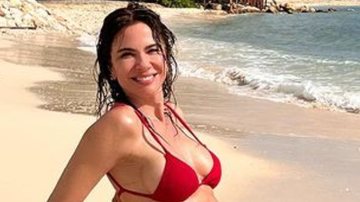 Luciana Gimenez choca com corpaço na praia - Reprodução/Instagram
