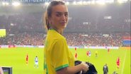 Rafa Kalimann apareceu alegre ao acompanhar jogo da seleção brasileira - Reprodução: Instagram