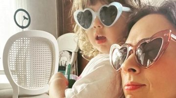 Tata Werneck posou para selfies ao lado da filha - Reprodução: Instagram