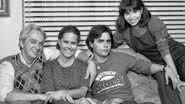 Ivan Cândido, Maria Helena Dias, Cássio Gabus Mendes e Ana Helena Berenguer em Elas por Elas (Globo, 1982) - Foto: Reprodução/Globo