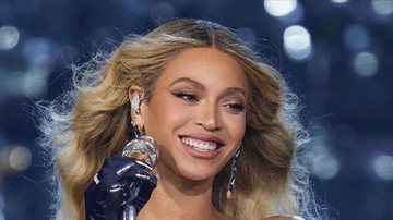 Beyoncé mostrou fotos do centésimo look usado em sua turnê - Reprodução: Instagram