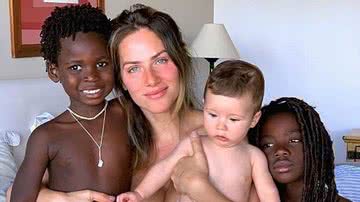 Giovanna é mãe de Titi, Bless e Zyan, fruto do seu relacionamento com Bruno Gagliasso - Foto: Reprodução / Instagram