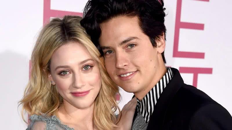 Lili Reinhart e Cole Sprouse - Foto: Getty Images