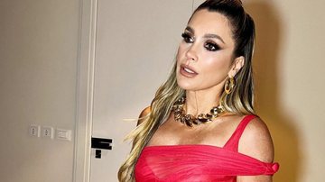 Flávia Alessandra surge arrasadora em look mínimo justo - Reprodução/Instagram