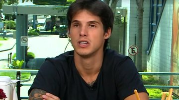 Gabriel no programa 'Mais Você' após ser eliminado do BBB 23 - Foto: Reprodução / Globo