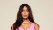 Kim Kardashian recebeu elogios dos fãs ao posar em look rosa - Reprodução: Instagram/Foto: pierresnaps
