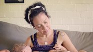 Fabiula Nascimento surge amamentando os filhos - Reprodução/Instagram