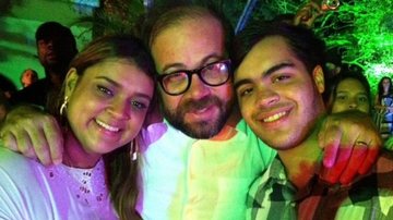 Otavio Muller e Preta Gil junto do filho do casal, Francisco - Foto: Reprodução / Instagram