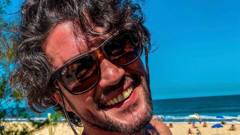 O ator Alexandre Slaviero, ex-galã de Malhação - Foto: Reprodução/Instagram @alexandre_slaviero
