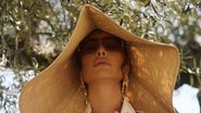 Sabrina Sato esbanjou elegância com look colorido - Reprodução: Instagram/Foto: Pedro Arieta