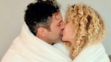 Bárbara Borges e Iran Malfitano começaram a namorar depois de A Fazenda 14 - Foto: Liberado Júnior/Cenário: LSH hotel