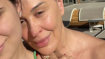 Claudia Raia renova o bronzeado com Sophia Raia - Reprodução/Instagram