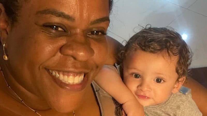 Com neto postiço e afilhados, Cacau Protásio confessou ter espírito de mãe - Reprodução/Instagram