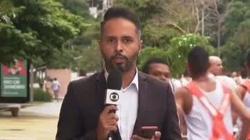 Repórter é surpreendido ao vivo - Foto: reprodução/Globo