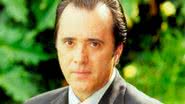 O ator Tony Ramos como Téo, protagonista de Mulheres Apaixonadas - Foto: Reprodução/Globo