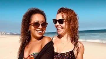 Aretha Oliveira e Fernanda Souza em dia na praia - Foto: Reprodução / Instagram