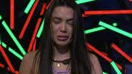 Dania Mendez chora no confessionário após eliminações - Reprodução/Globo