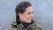Kate Middleton surgiu com casaco de estampa militar em visita real - Reprodução: Instagram