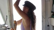 Claudia Ohana empina curvas reais em barco e chama a atenção - Reprodução/Instagram/@ricotouro