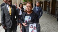 Mãe do ator Jeff Machado vai ao julgamento no Rio de Janeiro - Fotos: Webert Belicio / AgNews