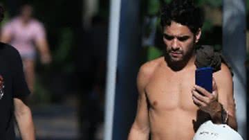 Caio Blat é flagrado em passeio com o filho caçula - Fotos: JC Pereira / AgNews