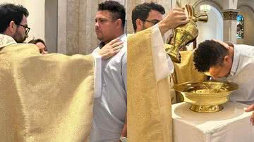 Ronaldo Fenômeno é batizado em Igreja Católica - Reprodução/Instagram