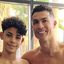 Cristiano Ronaldo mostra nova foto com o filho