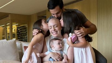 Fabiana Justus reencontra a família em casa - Foto: Reprodução / Instagram