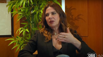 Luciana Gimenez celebra 30 anos da CARAS - Reprodução/YouTube
