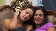 Beatriz e Alane - Reprodução/Globo