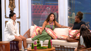 Sisters criticam oração de Isabelle - Reprodução/Globo