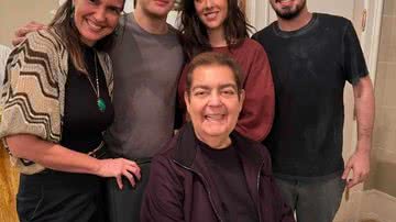 Faustão aparece em primeira foto com a família após transplante de rim - Reprodução/Instagram