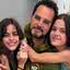 Luciano Camargo com as filhas gêmeas Isabella e Helena