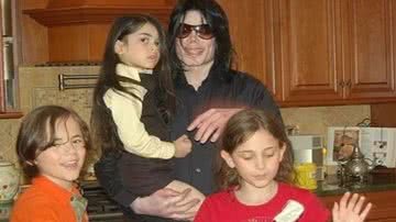 Michael Jackson e os filhos Paris, Prince e Bigi - Foto: Reprodução/Instagram Prince Jackson