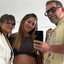 Leandro Hassum posta foto com a esposa e a filha grávida