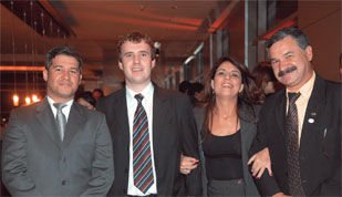 <b>Wagner Neves</b>, gerente de Compras e Suprimentos do Grand Hyatt São Paulo, <b>Marcos Tramontina</b>, coordenador da linha empresarial e lar da Tramontina, <b>Soraia Salgado</b>, representante empresarial da Tramontina, e <b>Antônio Xavier