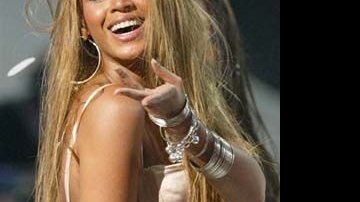 Beyoncé terá que abolir roupas sensuais... - AFP
