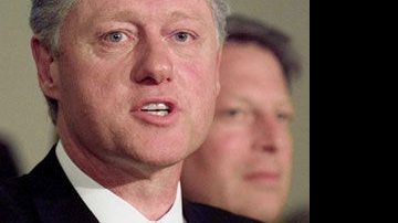 Bill Clinton lança livro sobre caridade... - AFP