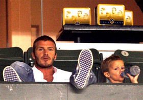 Beckham faz ele mesmo em filme de futebol... - AFP