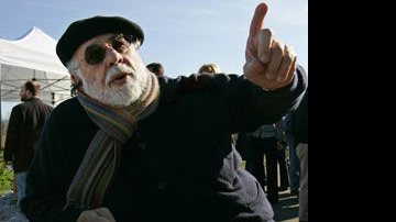 Francis Ford Coppola quer aumentar vinhedo... - Reuters