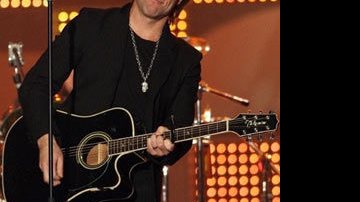 Bon Jovi faz show beneficente em NY... - AFP