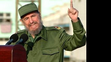 Fidel Castro renuncia presidência de Cuba... - AFP