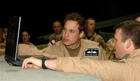 Príncipe William vai ao Afeganistão... - AFP