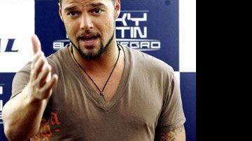 Ricky Martin é pai de gêmeos de barriga... - Reuters