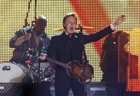 Paul McCartney canta em Israel 43 anos... - Reuters